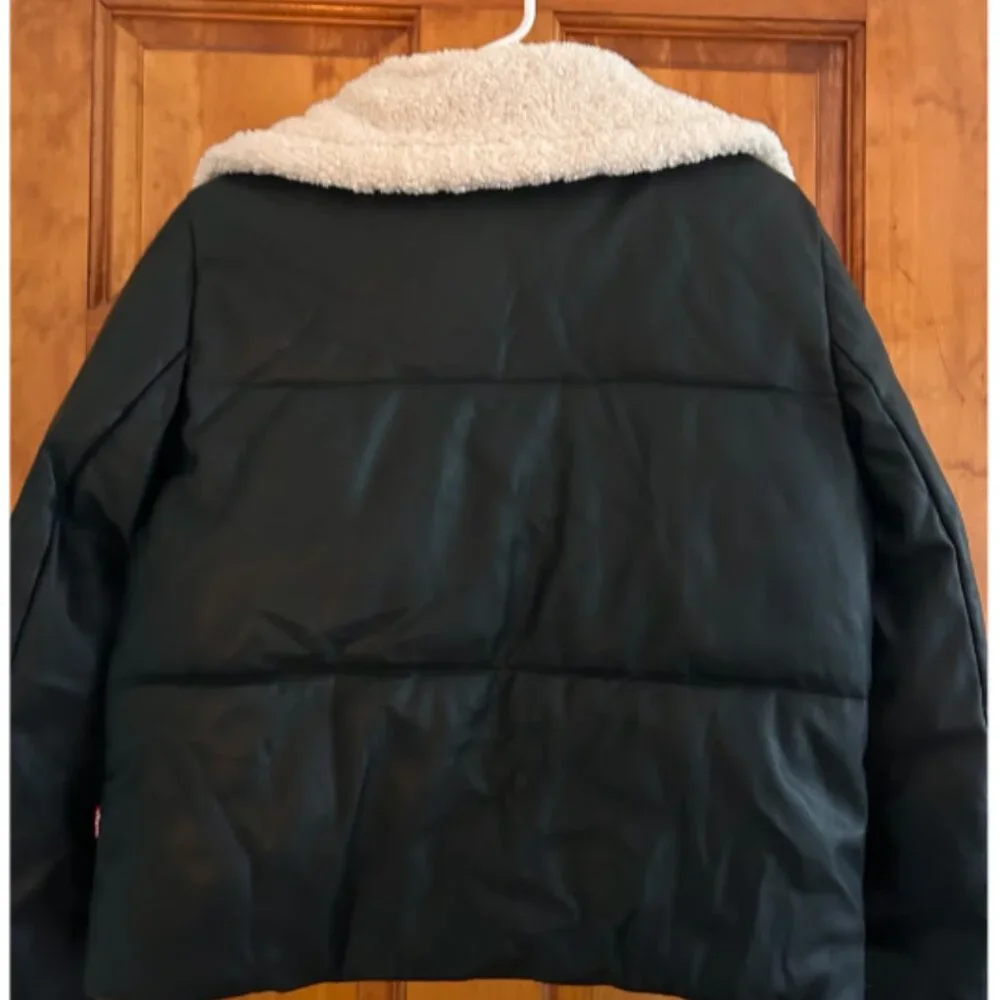 LEVIS Faux Leather Quilted Puffer Jacket Small - Picture 8 of 15